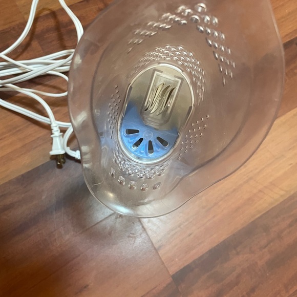 Vicks Steam Inhaler - Picture 3 of 4